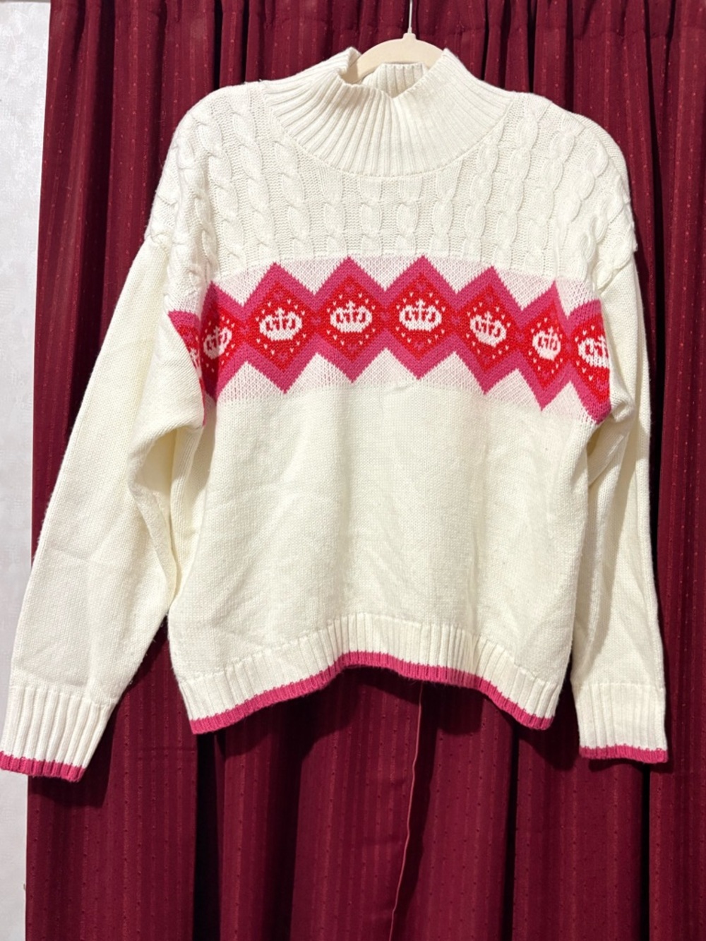 Juicy Couture Cream Cable-Knit Sweater with Pink and Red Diamond Crown Pattern